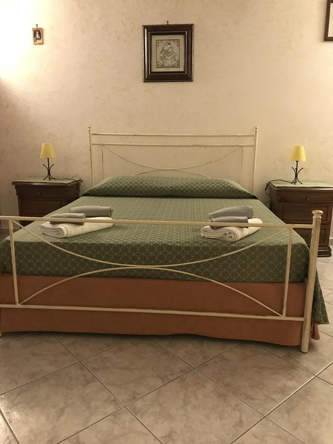 B&B Garzia Marinella  Bagian luar foto